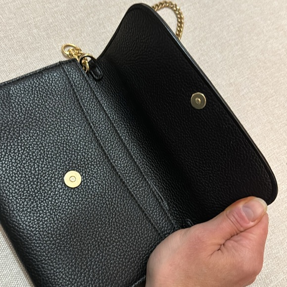 New WOT Calvin Klein Clutch/Crossbody Purse-Black Faux Leather-Chain Strap - Picture 9 of 16